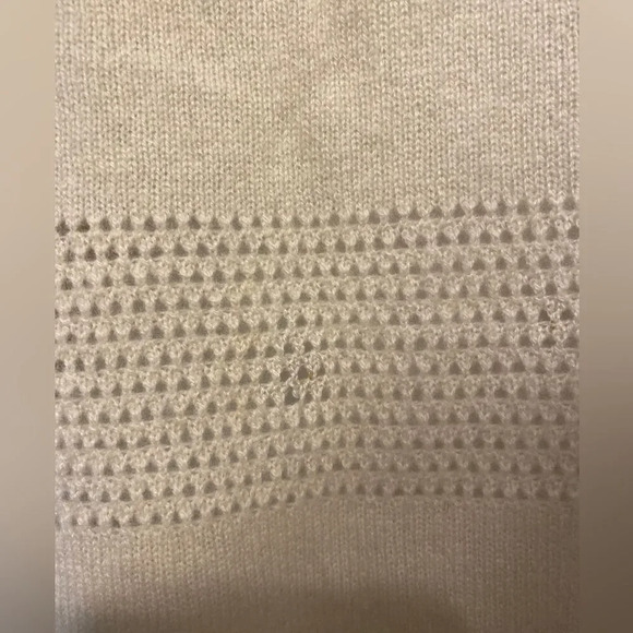 360 Sweater Cashmere Cream Sweater - Picture 5 of 9